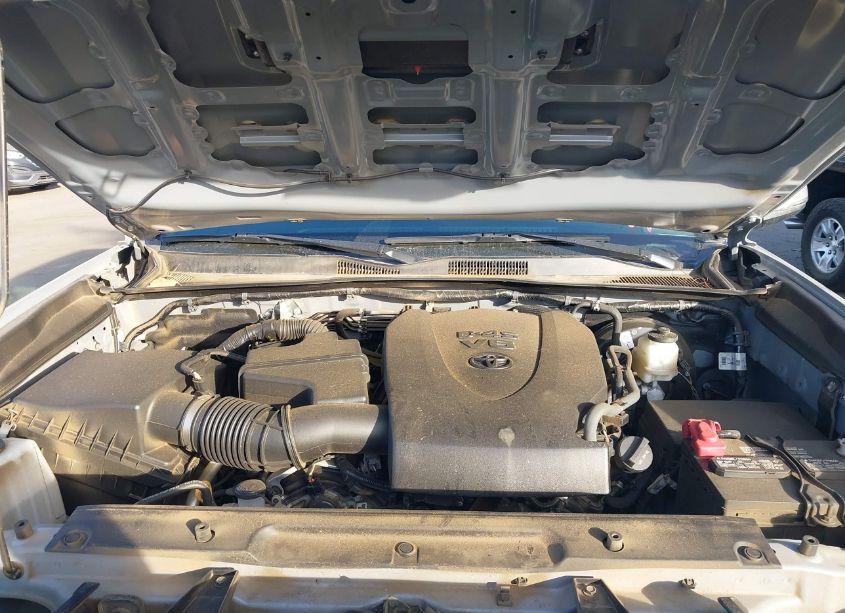 Photo 10 of 2021 Toyota Tacoma TRD SPORT (VIN 3TMDZ5BN4MM114955)