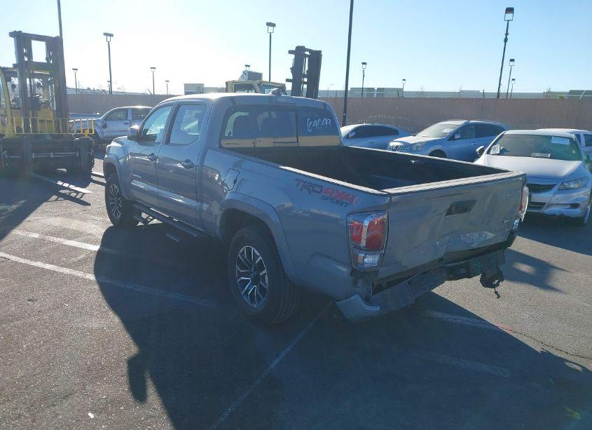 Photo 3 of 2021 Toyota Tacoma TRD SPORT (VIN 3TMDZ5BN4MM114955)