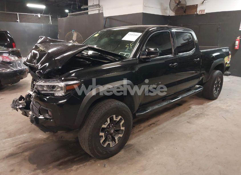 Photo 2 of 2022 Toyota Tacoma TRD OFF ROAD (VIN 3TMDZ5BN4NM126377)