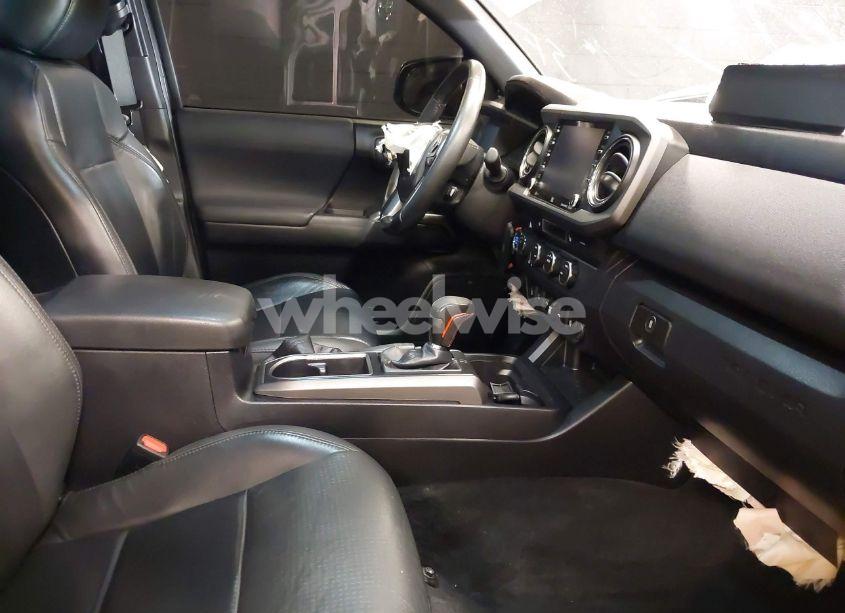 Photo 5 of 2022 Toyota Tacoma TRD OFF ROAD (VIN 3TMDZ5BN4NM126377)