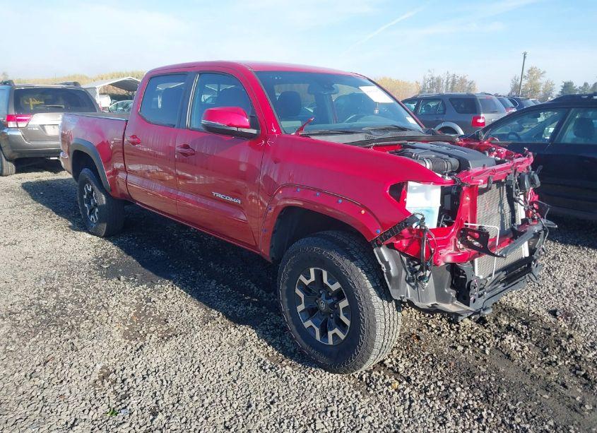 2022 Toyota Tacoma TRD OFF ROAD (VIN 3TMDZ5BN4NM127772) main photo