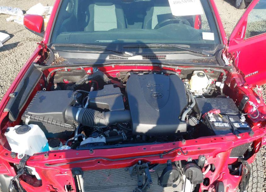 Photo 10 of 2022 Toyota Tacoma TRD OFF ROAD (VIN 3TMDZ5BN4NM127772)