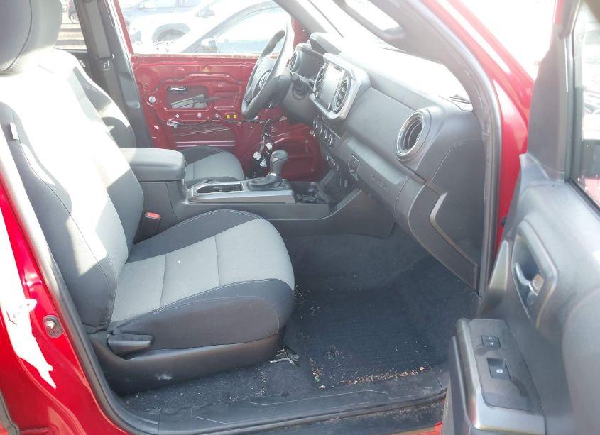 Photo 5 of 2022 Toyota Tacoma TRD OFF ROAD (VIN 3TMDZ5BN4NM127772)