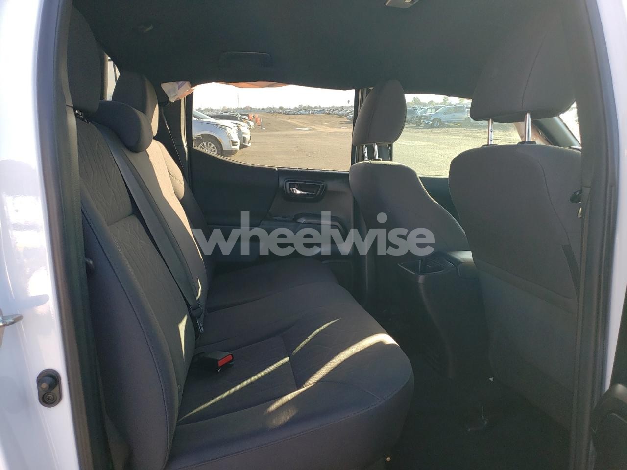 Photo 10 of 2017 TOYOTA TACOMA DOUBLE CAB (VIN 3TMDZ5BN5HM023053)