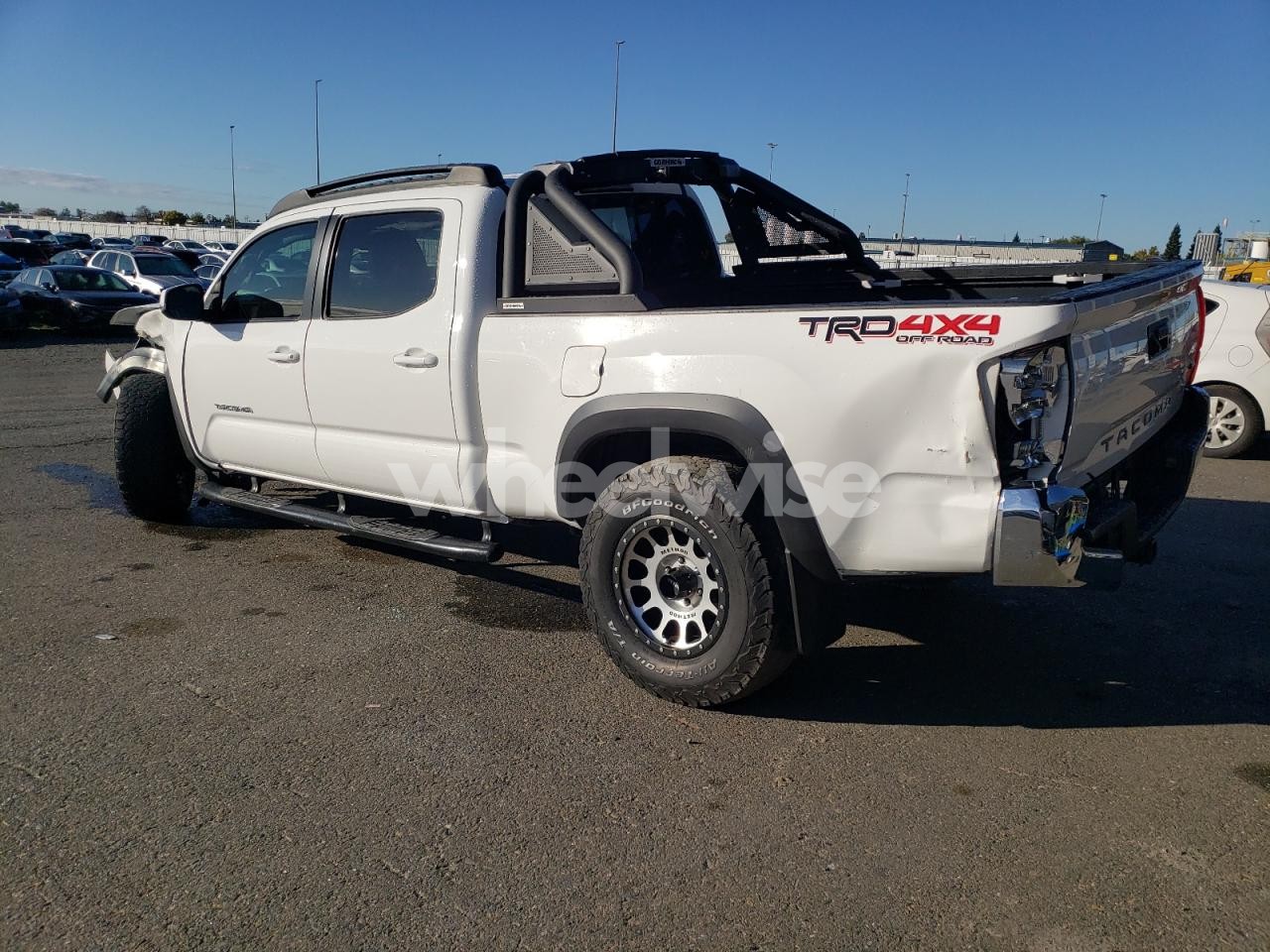 Photo 2 of 2017 TOYOTA TACOMA DOUBLE CAB (VIN 3TMDZ5BN5HM023053)