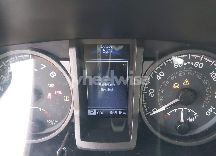 Photo 7 of 2018 Toyota Tacoma TRD OFF ROAD (VIN 3TMDZ5BN5JM038402)