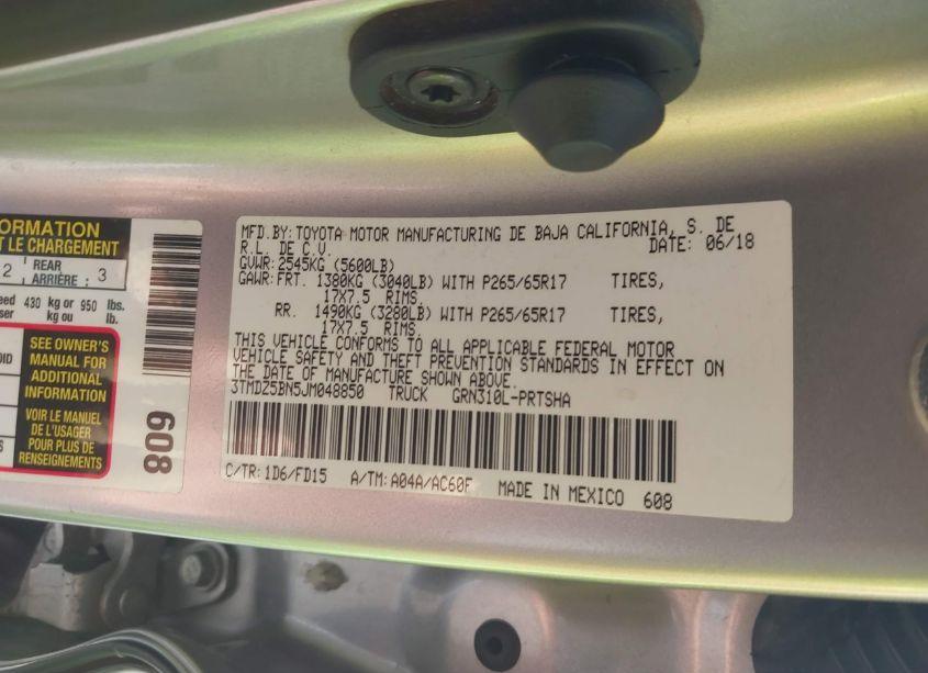 Photo 9 of 2018 Toyota Tacoma TRD SPORT (VIN 3TMDZ5BN5JM048850)