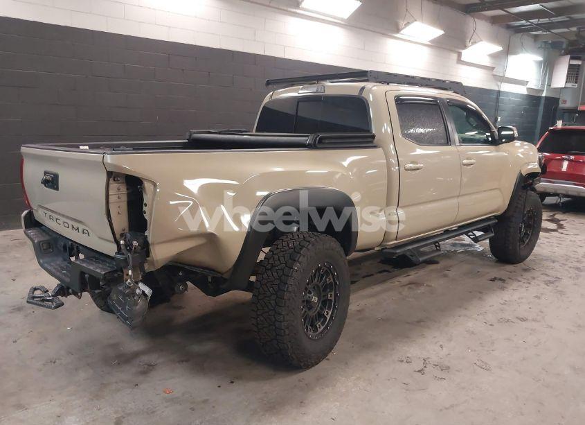 Photo 4 of 2018 Toyota Tacoma TRD SPORT (VIN 3TMDZ5BN5JM049822)