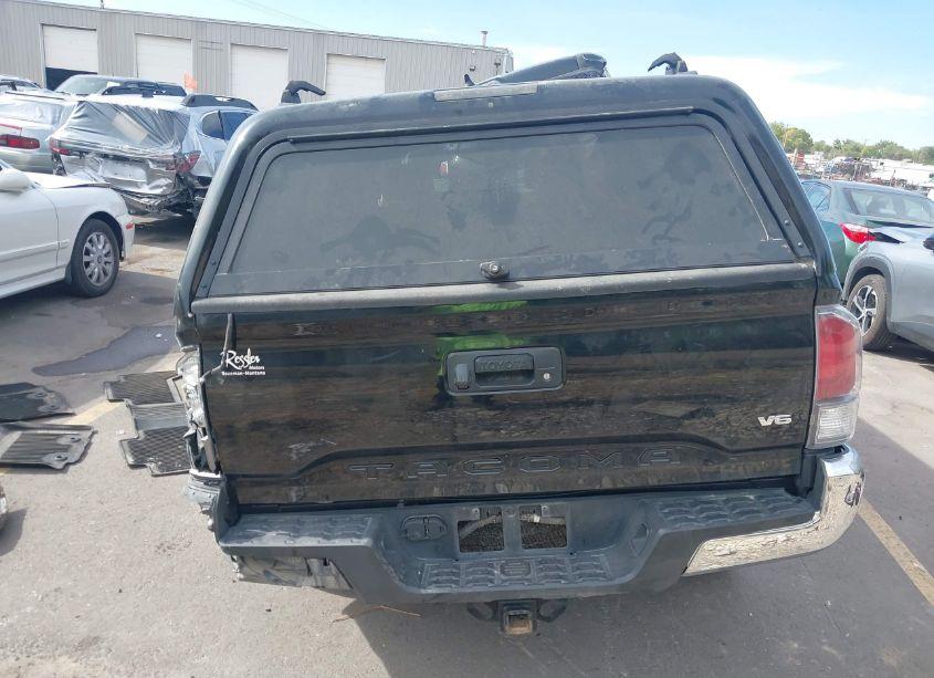 Photo 16 of 2021 Toyota Tacoma TRD OFF-ROAD (VIN 3TMDZ5BN5MM102653)