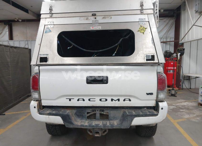 Photo 16 of 2021 Toyota Tacoma TRD OFF-ROAD (VIN 3TMDZ5BN5MM108615)
