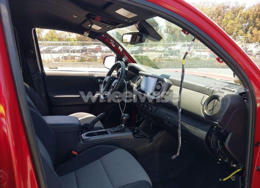 Photo 5 of 2021 Toyota Tacoma TRD OFF-ROAD (VIN 3TMDZ5BN5MM113099)