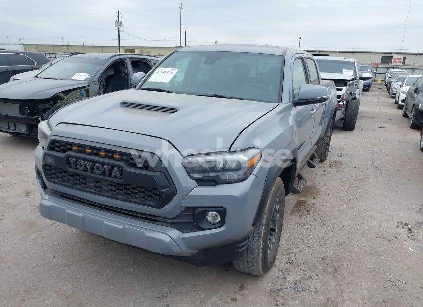 Photo 2 of 2021 Toyota Tacoma TRD OFF-ROAD (VIN 3TMDZ5BN5MM116584)