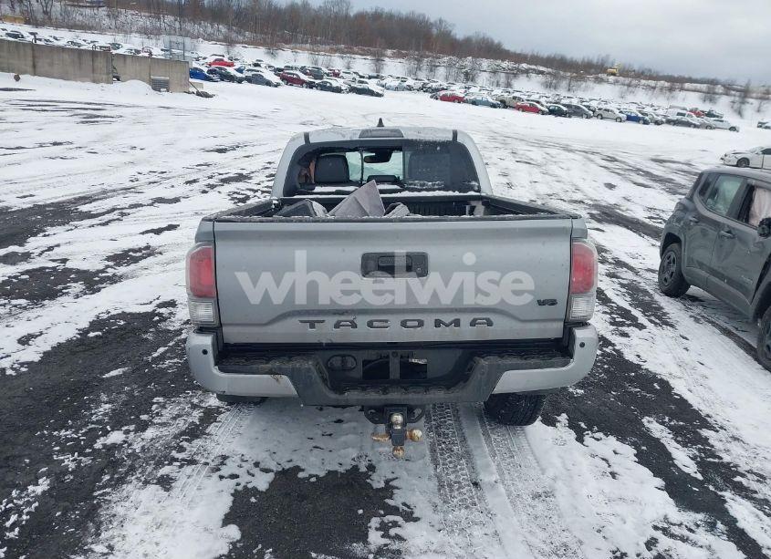 Photo 15 of 2022 Toyota Tacoma TRD OFF ROAD (VIN 3TMDZ5BN5NM139509)