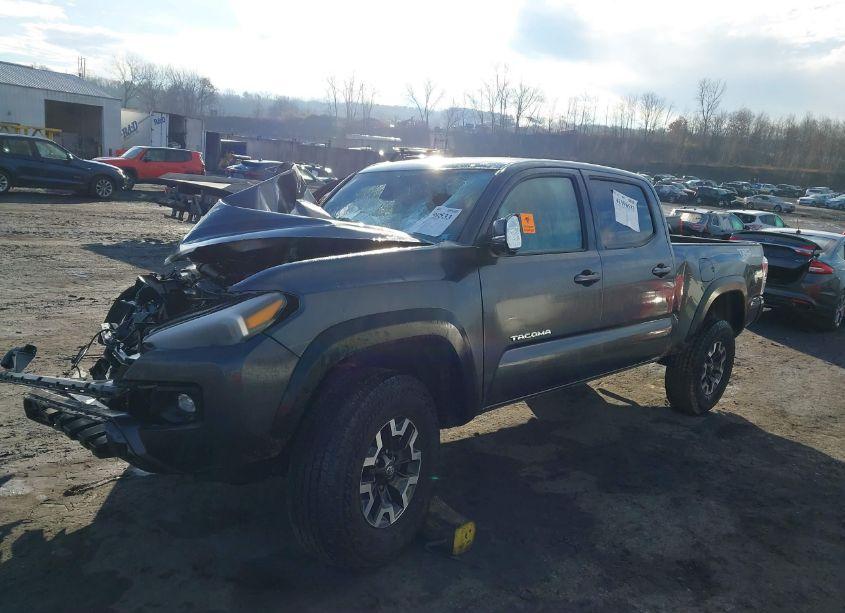 Photo 2 of 2023 Toyota Tacoma TRD OFF ROAD (VIN 3TMDZ5BN5PM145703)