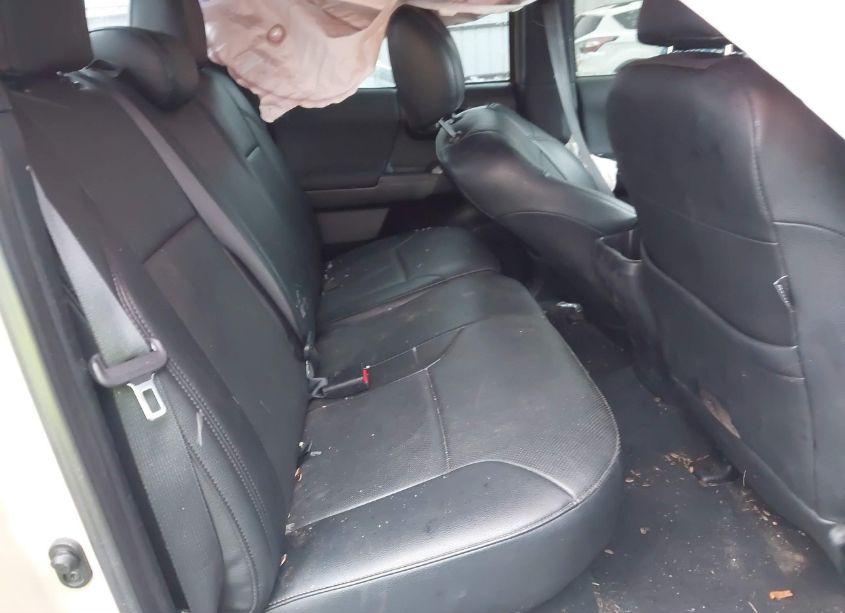 Photo 8 of 2017 Toyota Tacoma TRD OFF ROAD (VIN 3TMDZ5BN6HM030397)