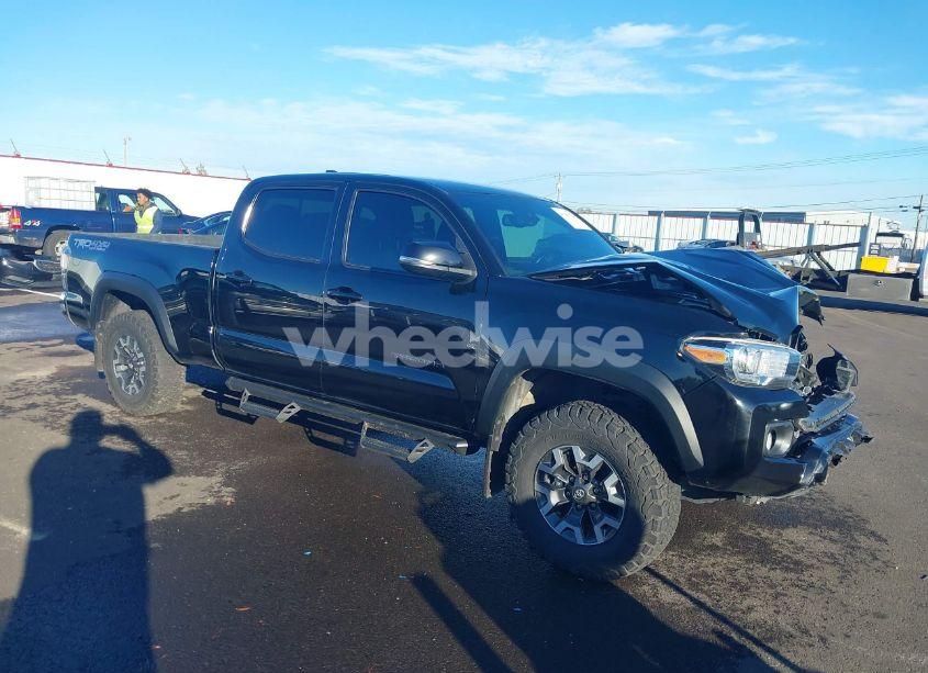2021 Toyota Tacoma TRD OFF-ROAD (VIN 3TMDZ5BN6MM111605) main photo