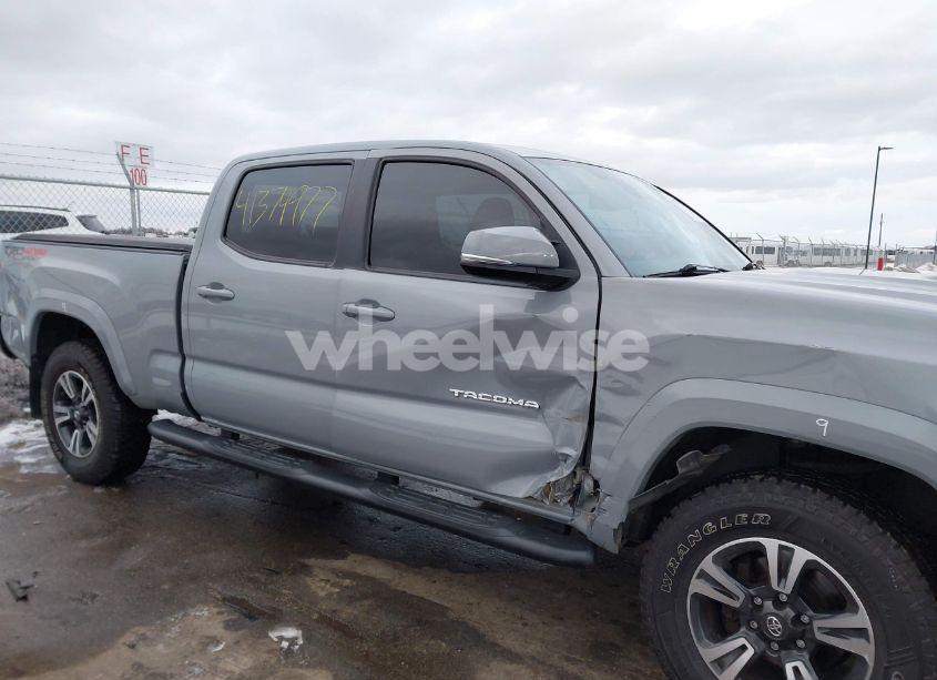 Photo 6 of 2018 Toyota Tacoma TRD SPORT (VIN 3TMDZ5BN7JM053354)