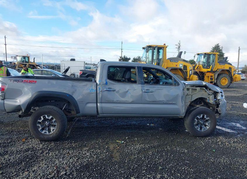 Photo 14 of 2020 Toyota Tacoma TRD OFF-ROAD (VIN 3TMDZ5BN7LM093940)