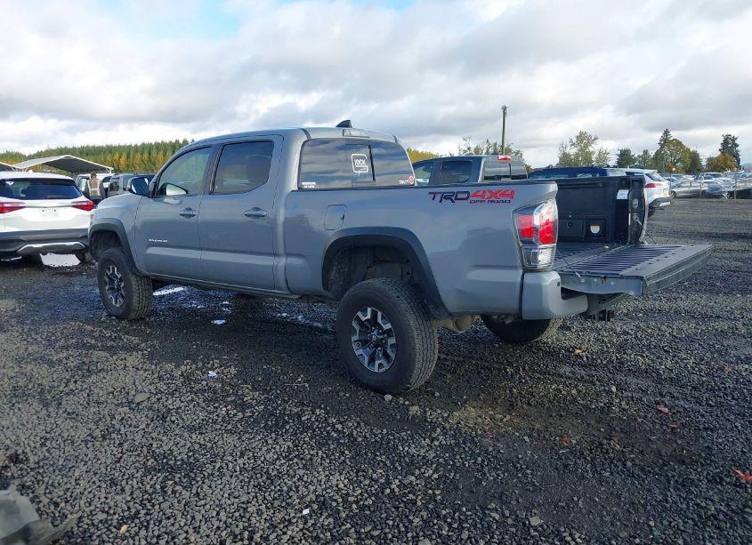 Photo 3 of 2020 Toyota Tacoma TRD OFF-ROAD (VIN 3TMDZ5BN7LM093940)