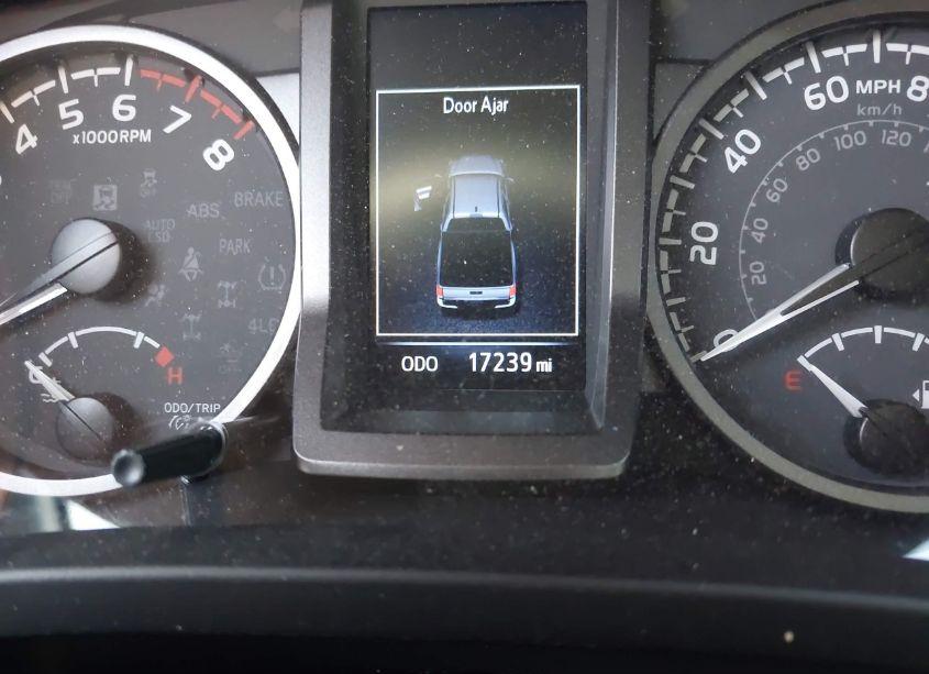 Photo 15 of 2022 Toyota Tacoma TRD OFF ROAD (VIN 3TMDZ5BN7NM127913)