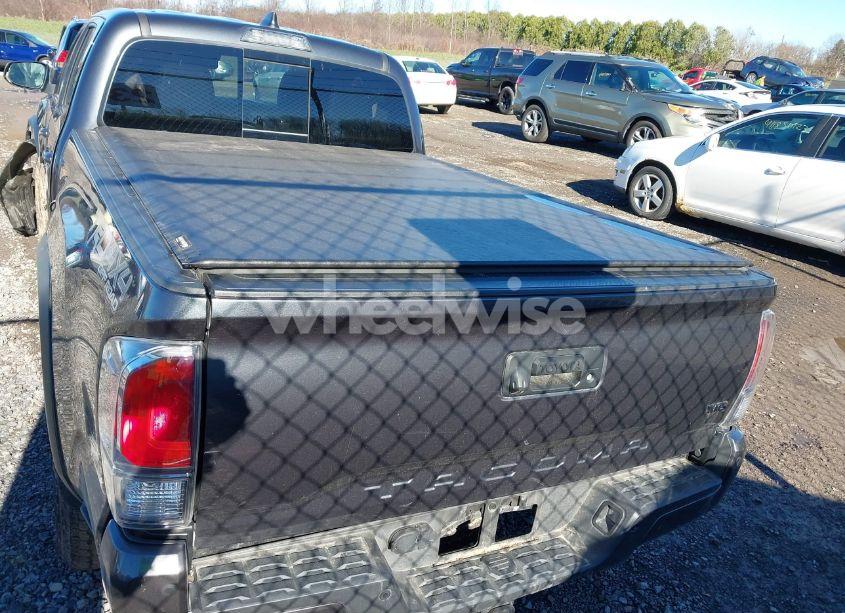 Photo 17 of 2022 Toyota Tacoma TRD OFF ROAD (VIN 3TMDZ5BN7NM133243)