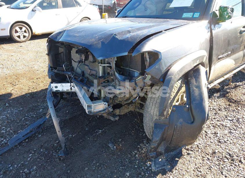 Photo 19 of 2022 Toyota Tacoma TRD OFF ROAD (VIN 3TMDZ5BN7NM133243)