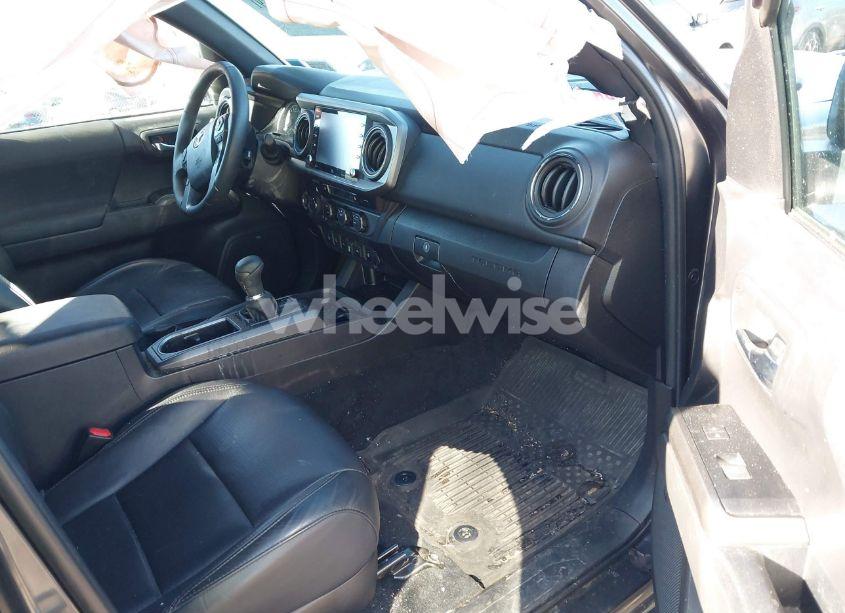 Photo 5 of 2022 Toyota Tacoma TRD OFF ROAD (VIN 3TMDZ5BN7NM133243)