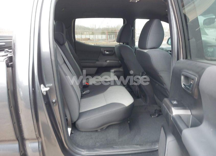 Photo 8 of 2022 Toyota Tacoma TRD SPORT (VIN 3TMDZ5BN7NM135994)