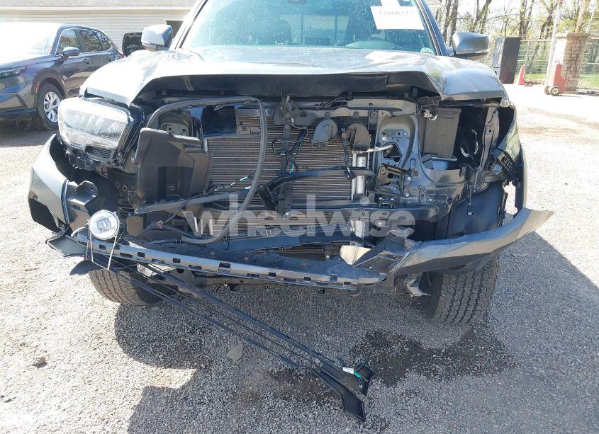 Photo 6 of 2022 Toyota Tacoma TRD OFF ROAD (VIN 3TMDZ5BN7NM140340)