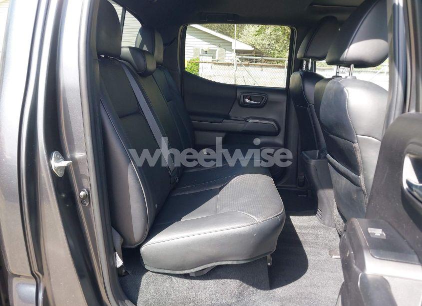 Photo 8 of 2022 Toyota Tacoma TRD OFF ROAD (VIN 3TMDZ5BN7NM140340)