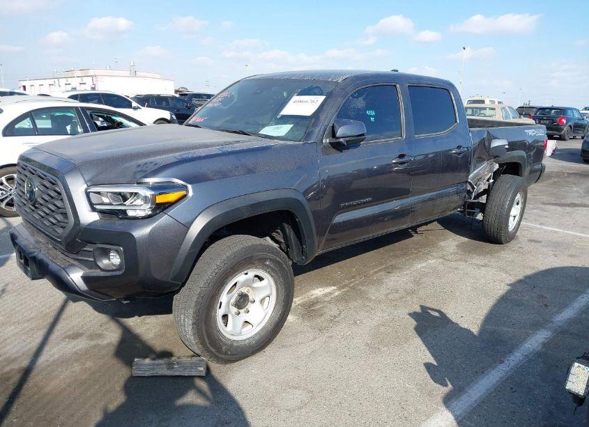 Photo 2 of 2023 Toyota Tacoma TRD OFF ROAD (VIN 3TMDZ5BN7PM164267)