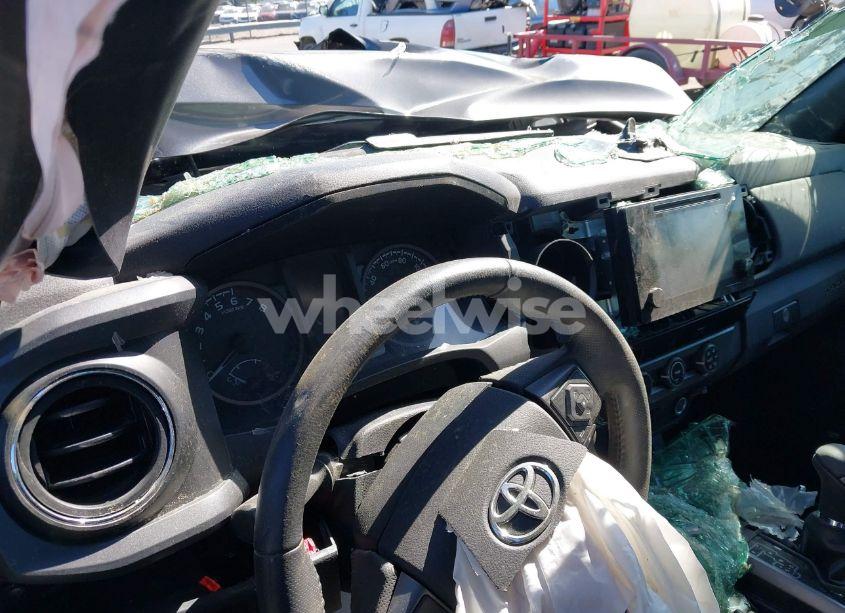 Photo 16 of 2017 Toyota Tacoma TRD SPORT (VIN 3TMDZ5BN8HM030014)