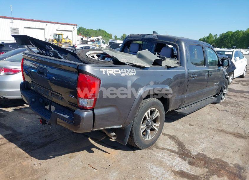 Photo 4 of 2017 Toyota Tacoma TRD SPORT (VIN 3TMDZ5BN8HM030014)