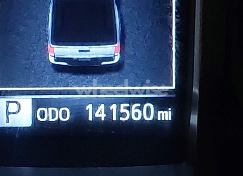 Photo 16 of 2018 Toyota Tacoma SR5 V6 (VIN 3TMDZ5BN8JM043903)