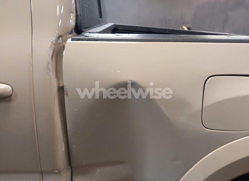 Photo 20 of 2018 Toyota Tacoma SR5 V6 (VIN 3TMDZ5BN8JM043903)