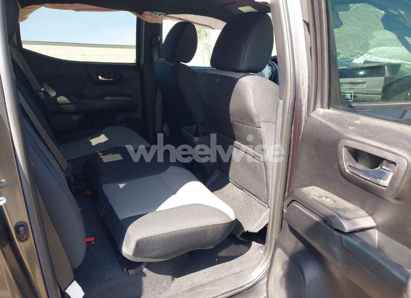 Photo 8 of 2021 Toyota Tacoma TRD OFF-ROAD (VIN 3TMDZ5BN8MM117163)