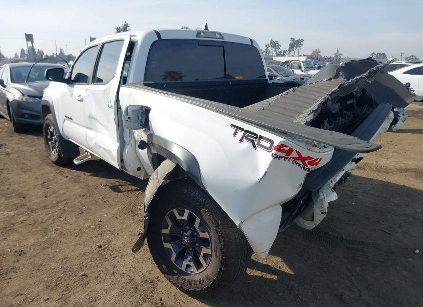 Photo 3 of 2021 Toyota Tacoma TRD OFF-ROAD (VIN 3TMDZ5BN8MM118443)