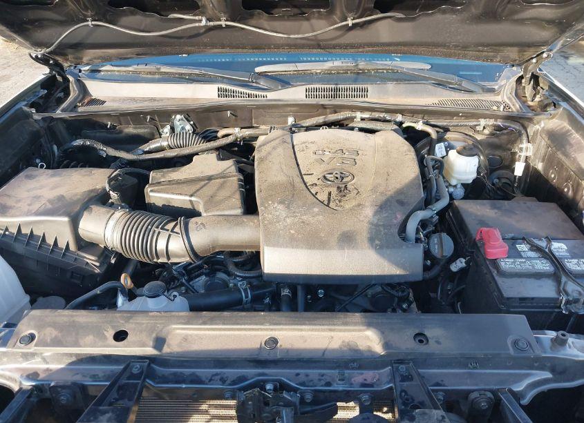 Photo 10 of 2022 Toyota Tacoma TRD SPORT (VIN 3TMDZ5BN8NM133929)