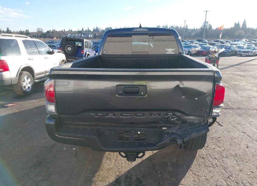 Photo 16 of 2022 Toyota Tacoma TRD SPORT (VIN 3TMDZ5BN8NM133929)