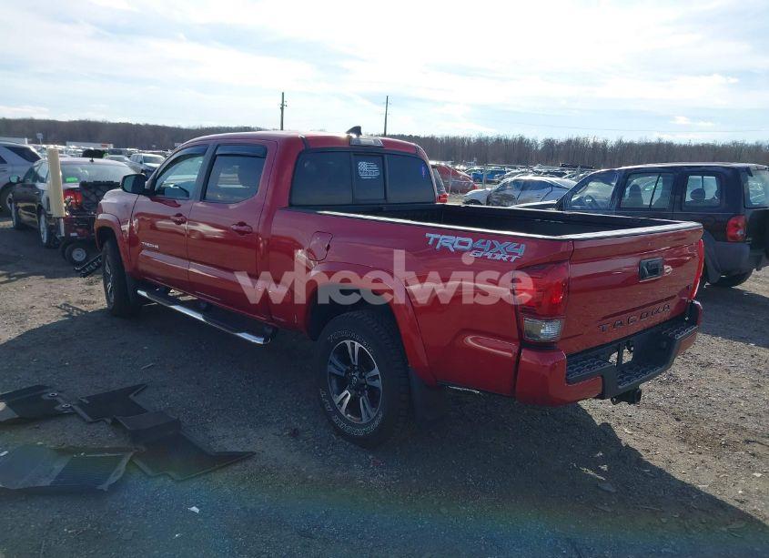 Photo 3 of 2016 Toyota Tacoma TRD SPORT (VIN 3TMDZ5BN9GM012720)