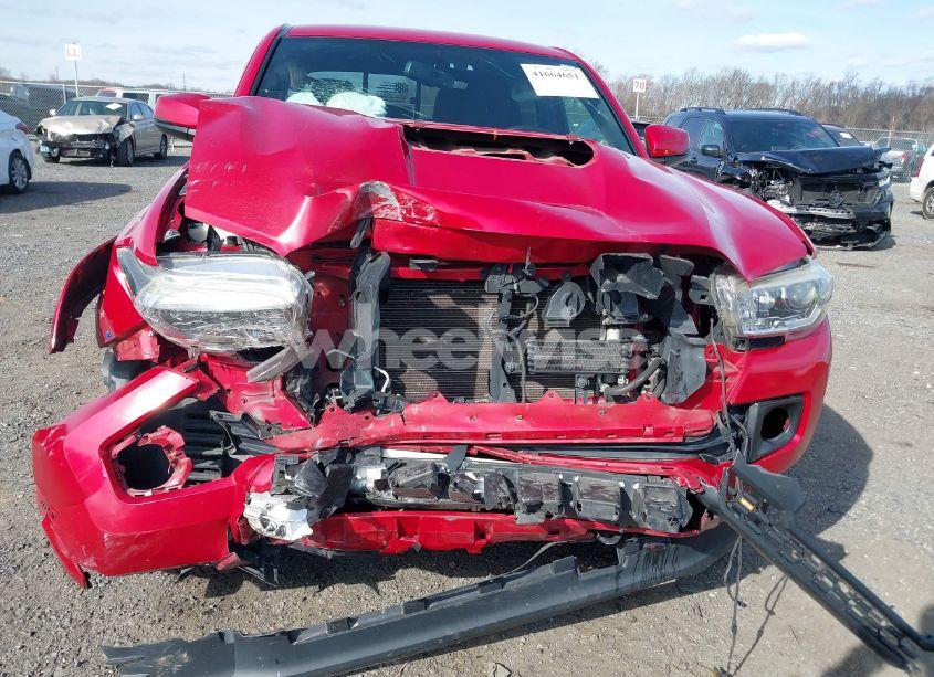 Photo 6 of 2016 Toyota Tacoma TRD SPORT (VIN 3TMDZ5BN9GM012720)