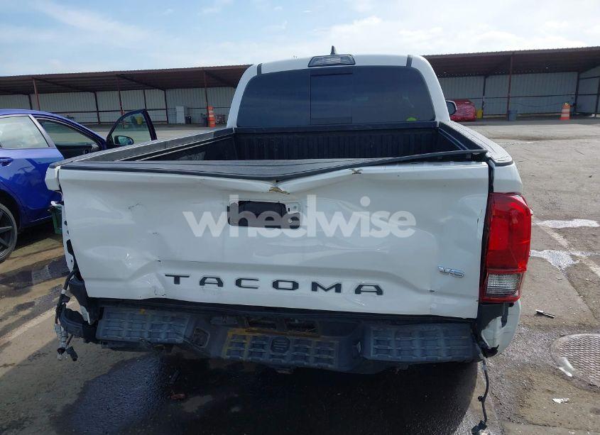 Photo 17 of 2017 Toyota Tacoma TRD SPORT (VIN 3TMDZ5BN9HM029700)