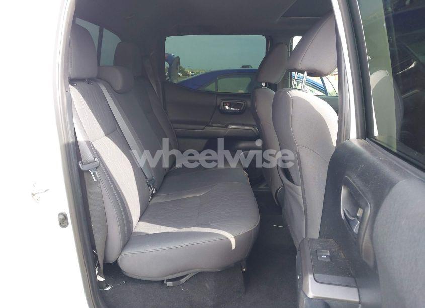 Photo 8 of 2017 Toyota Tacoma TRD SPORT (VIN 3TMDZ5BN9HM029700)