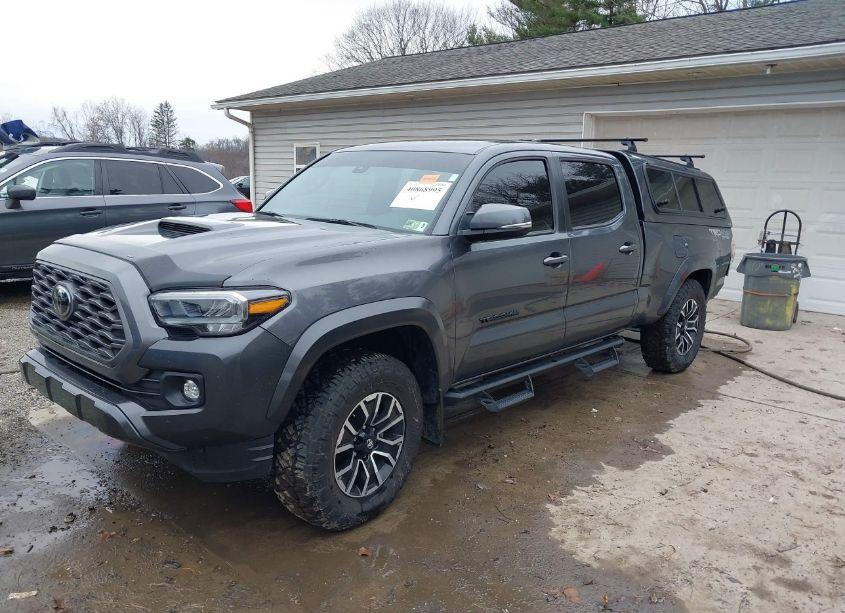 Photo 2 of 2023 Toyota Tacoma TRD SPORT (VIN 3TMDZ5BN9PM143887)