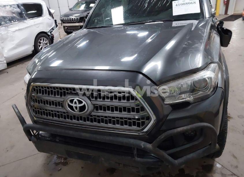 Photo 12 of 2016 Toyota Tacoma TRD OFF ROAD (VIN 3TMDZ5BNXGM009423)