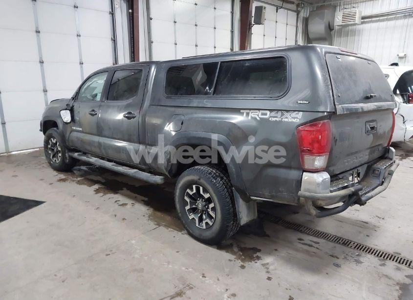 Photo 3 of 2016 Toyota Tacoma TRD OFF ROAD (VIN 3TMDZ5BNXGM009423)
