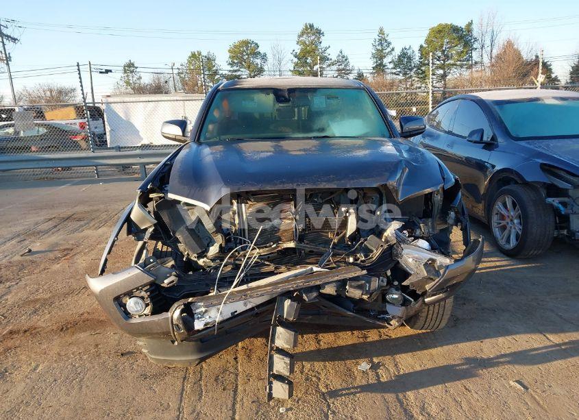 Photo 12 of 2019 Toyota Tacoma SR5 V6 (VIN 3TMDZ5BNXKM057223)