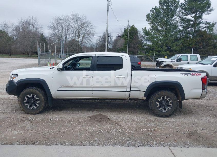 Photo 14 of 2019 Toyota Tacoma TRD OFF ROAD (VIN 3TMDZ5BNXKM074085)