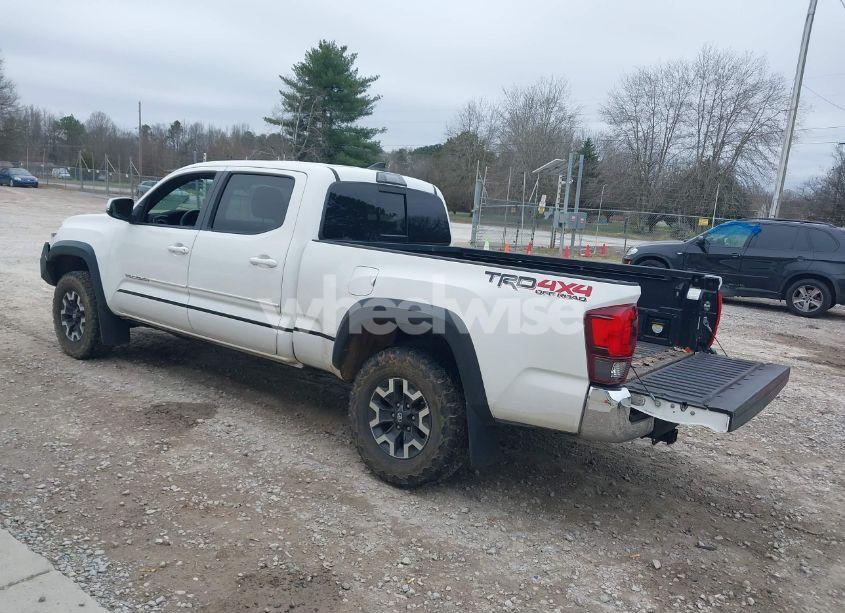 Photo 3 of 2019 Toyota Tacoma TRD OFF ROAD (VIN 3TMDZ5BNXKM074085)