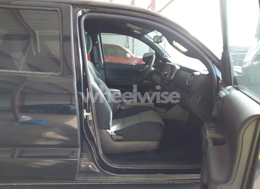 Photo 5 of 2023 Toyota Tacoma TRD OFF ROAD (VIN 3TMDZ5BNXPM151884)